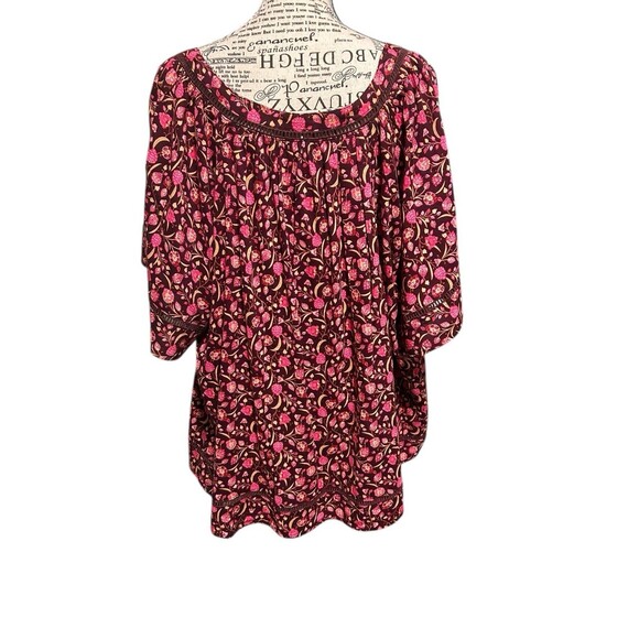 Old Navy Women TOP 3X Boho Burgandy Pink Floral Crocheted V-Neck Flowy - Picture 4 of 10